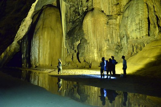 Tour Thám Hiểm Động Động Thiên Đường 7000m