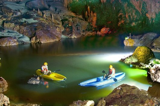 Tour thám hiểm Động Phong Nha 4500M – Xuyên Sơn Hồ