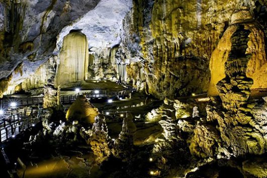 Tour Sài Gòn Quảng Bình 3 ngày 2 đêm 